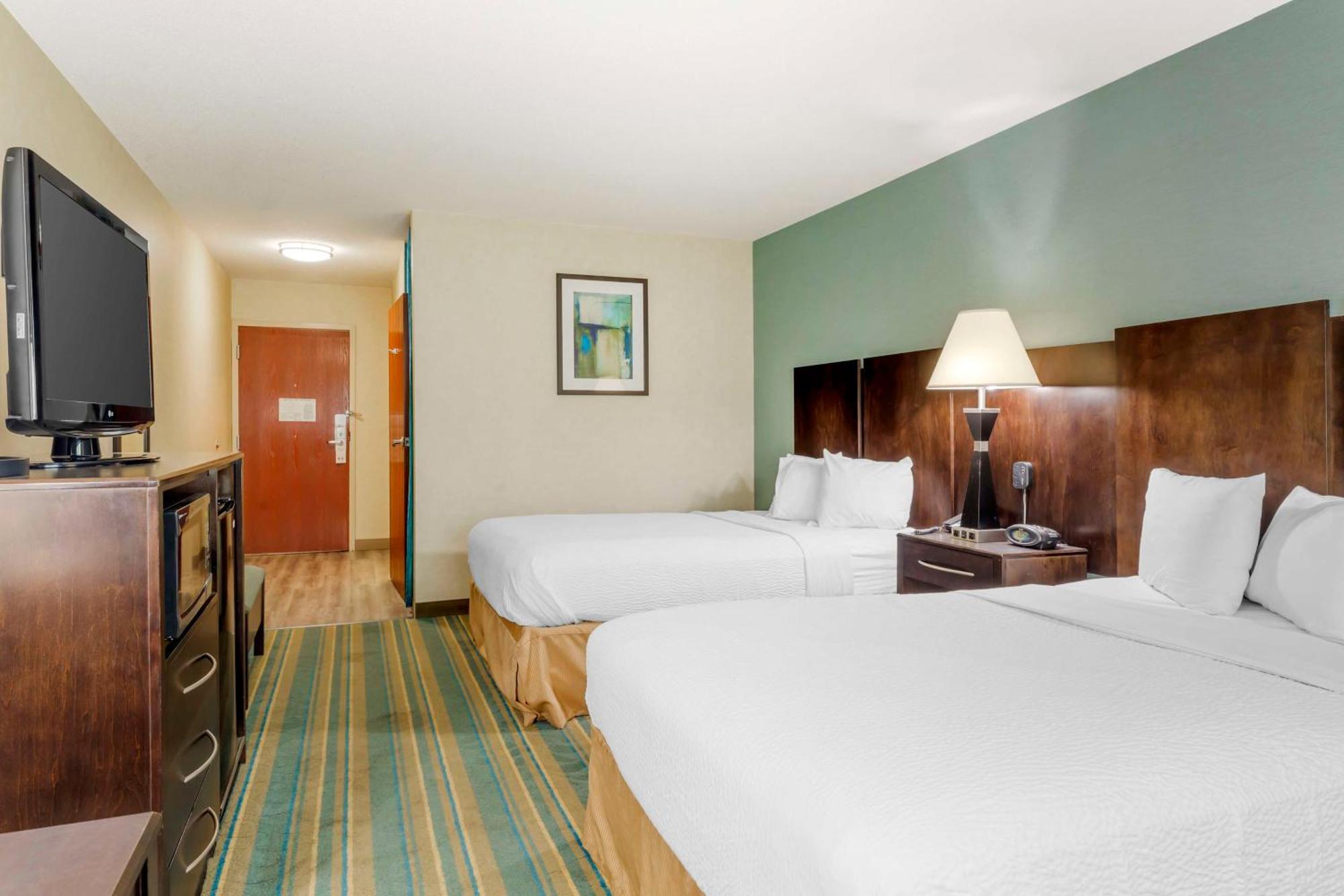 Best Western Plus Berkshire Hills Inn & Suites Pittsfield Esterno foto