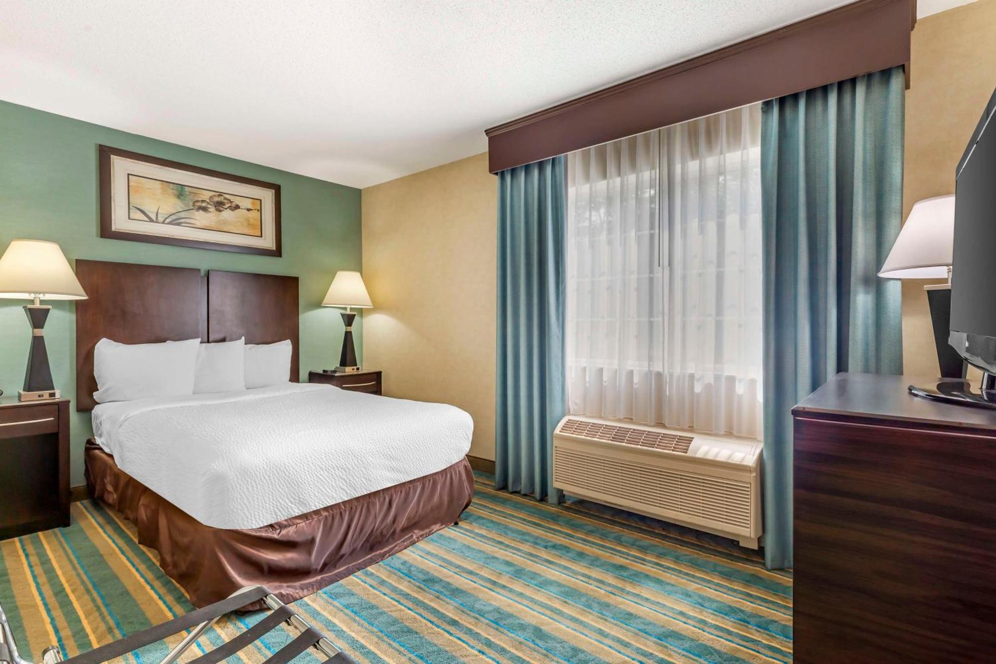 Best Western Plus Berkshire Hills Inn & Suites Pittsfield Esterno foto